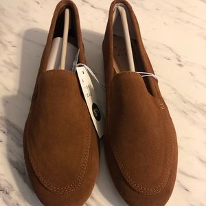 ✨BRAND NEW ✨ Flats